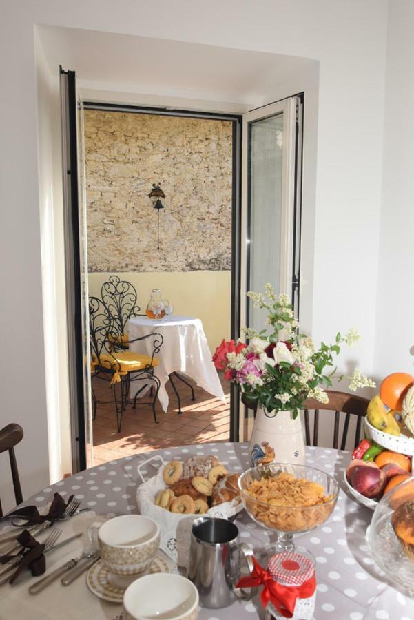 B&B Delle Erbe Calvi dellʼ Umbria Exterior foto